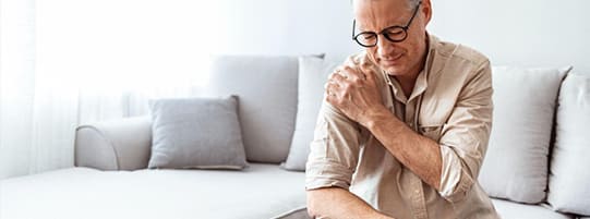 Here's Why You Have Shoulder Blade Pain After an Accident post
