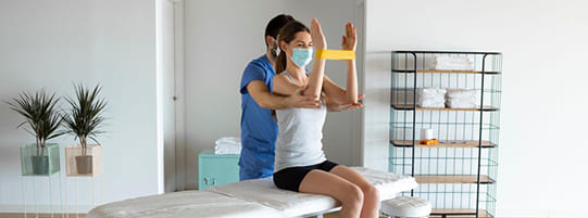 3 Reasons to Get Assisted Stretching with A Chiropractor post