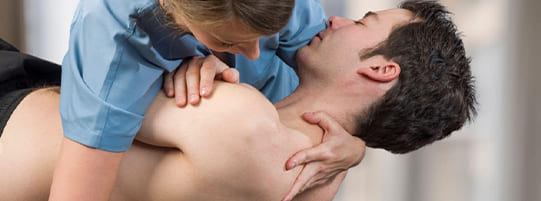 5 Ways Spinal Manipulation Differs From a Chiropractic Adjustment post