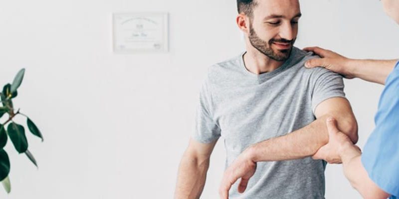 How Chiropractors Can Help Shoulder Impingement After An Accident post